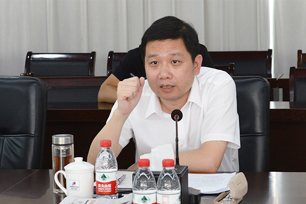 乐清市委副书记,市长方晖调研人民电器集团