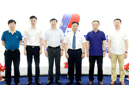 江苏省盐城市人民政府副秘书长,滨海新区管委会主任顾亚军到访人民